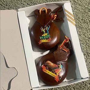 MARINA Spanish Castanets in Rich Brown